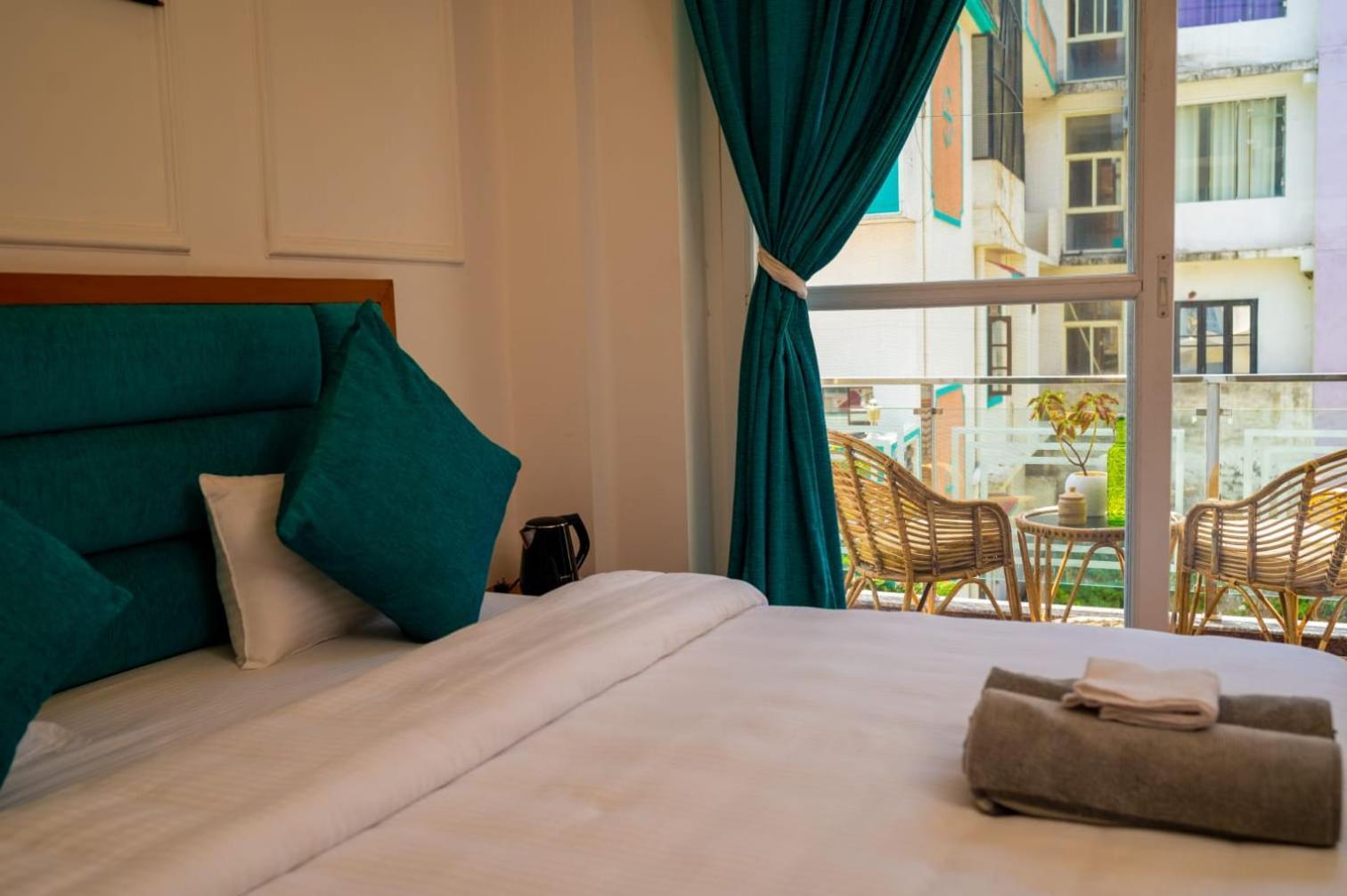 Hotel The Moksham Rishīkesh Eksteriør billede